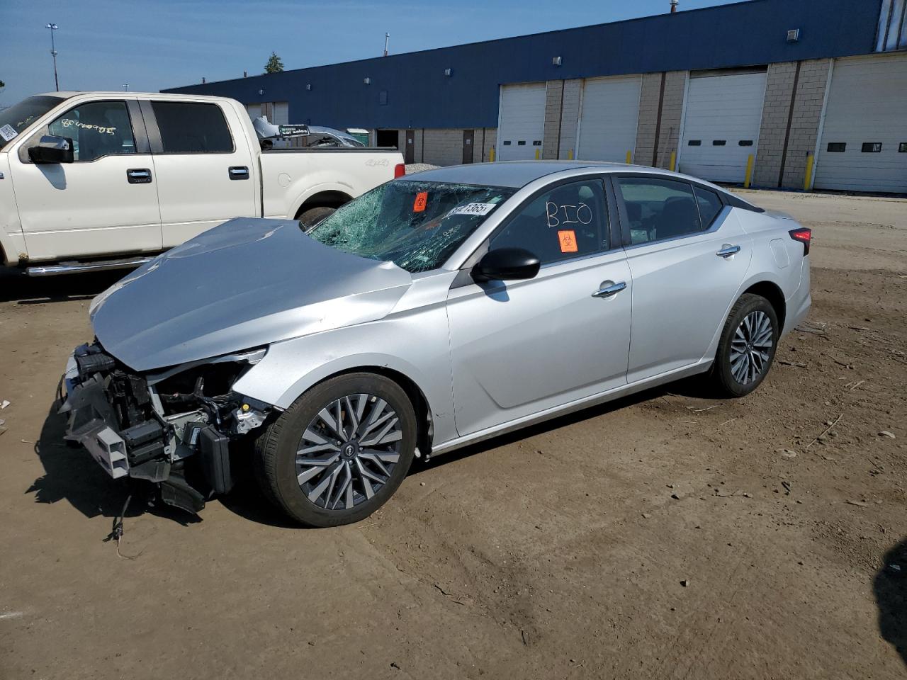 2024 Nissan Altima sv SV