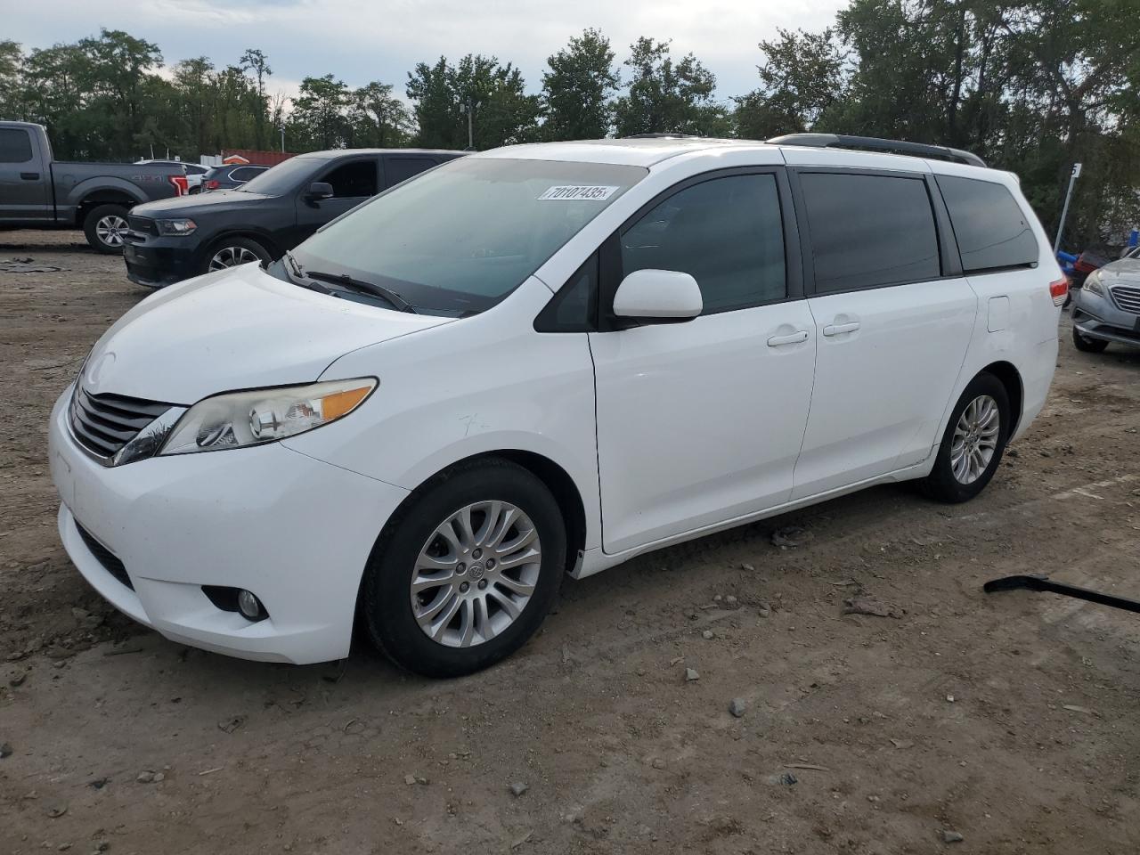 2013 Toyota Sienna xle XLE