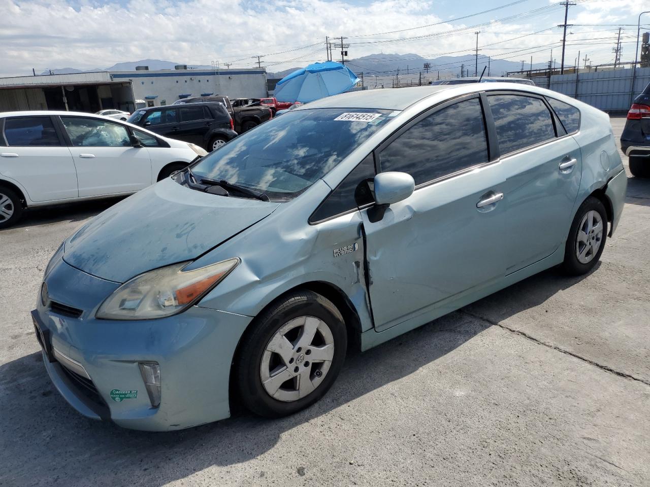 2015 Toyota Prius plug