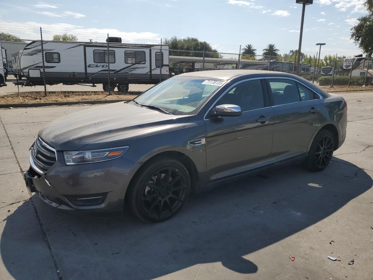 2015 Ford Taurus lim LIMITED