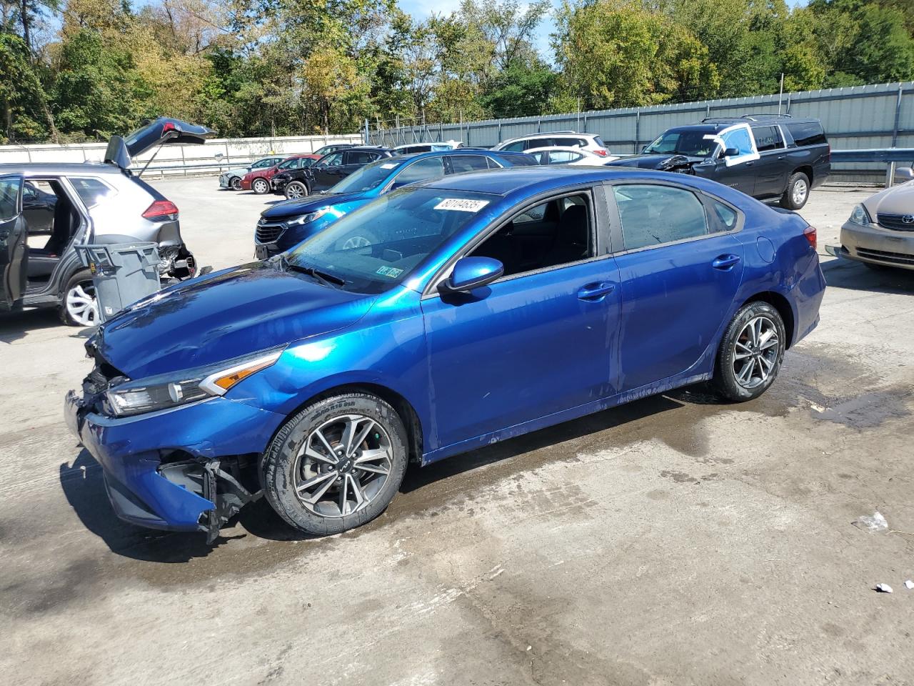 2022 Kia Forte fe FE