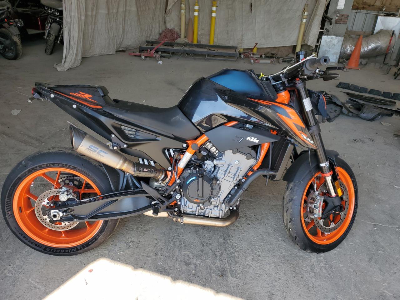 2023 Ktm 890