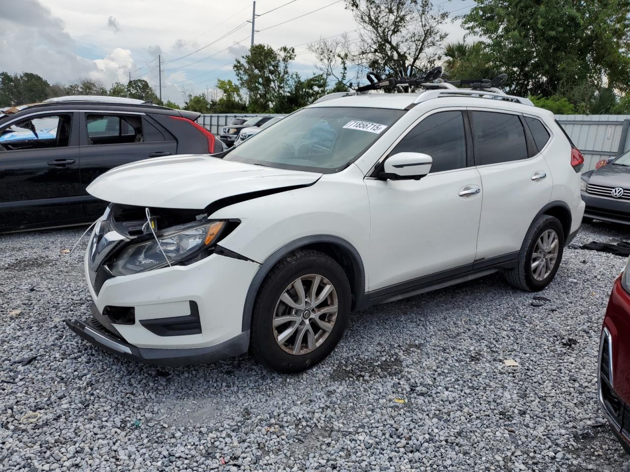 2017 Nissan Rogue s S