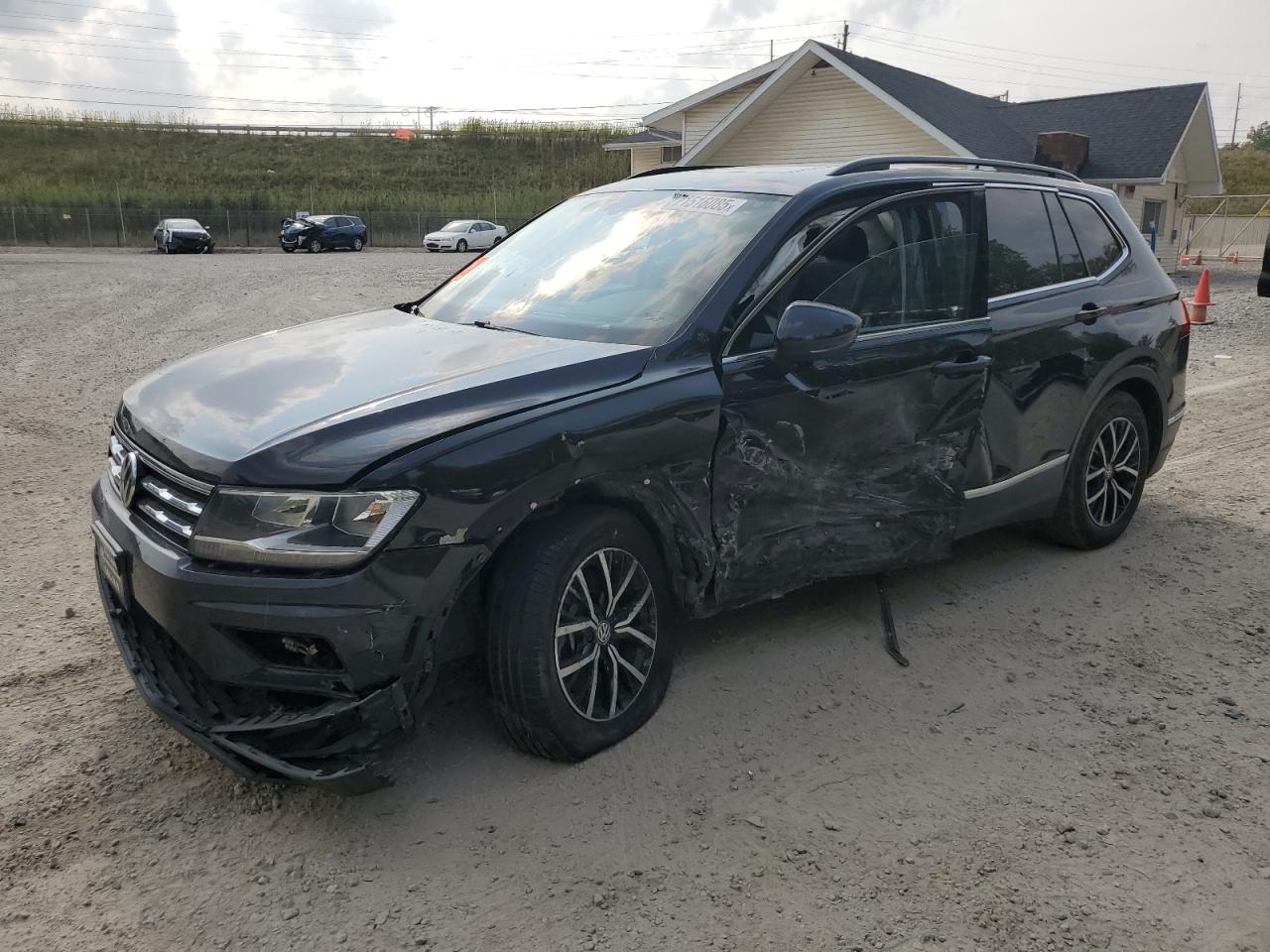 2021 Volkswagen Tiguan se SE