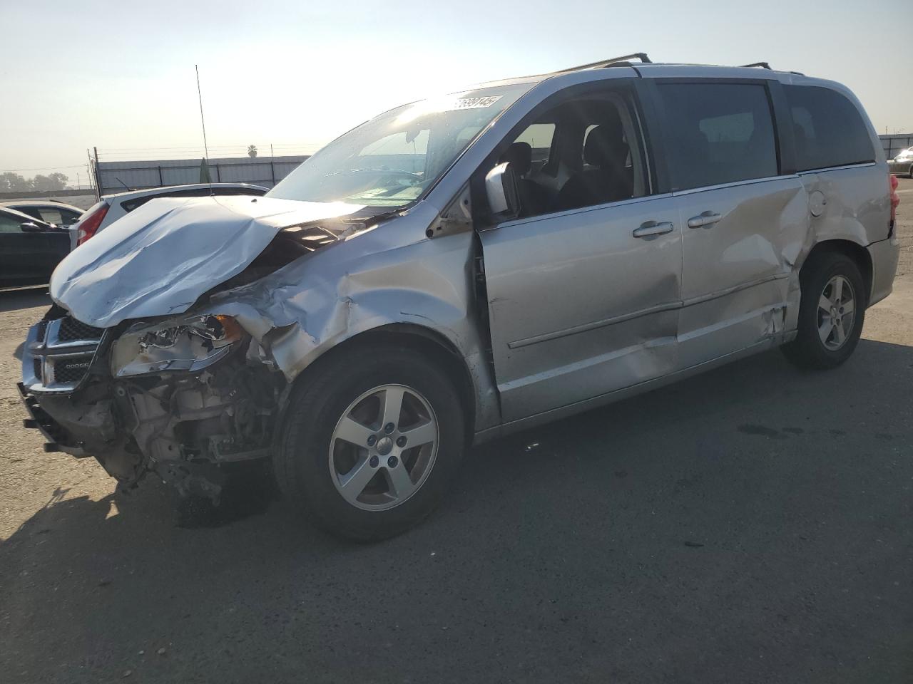 2011 Dodge Grand caravan crew CREW