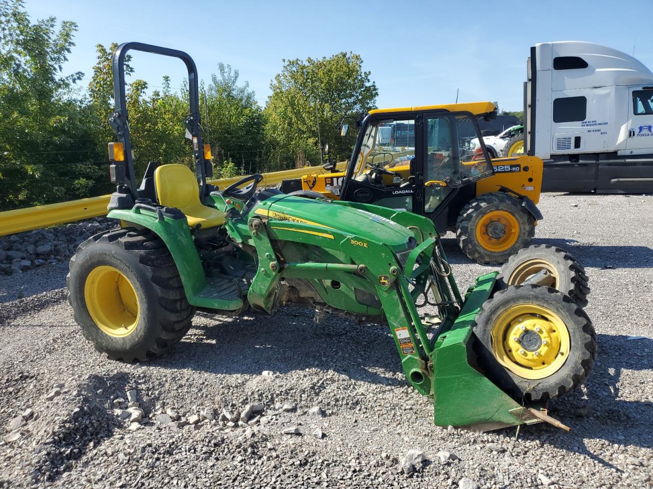 2022 John deere 3032e