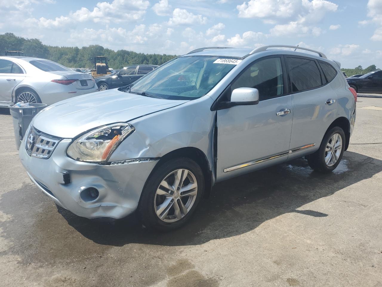 2013 Nissan Rogue s S