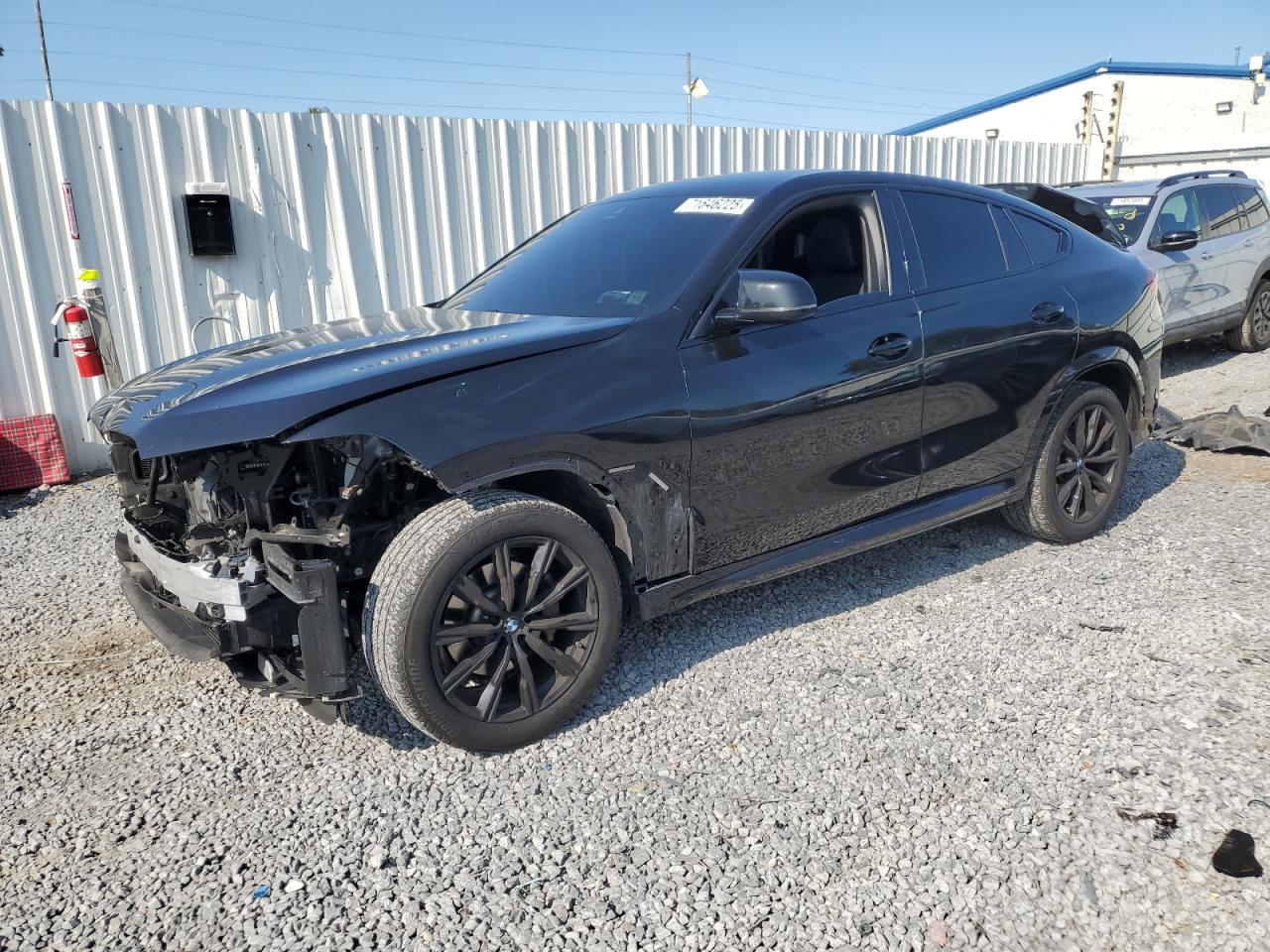 2021 BMW X6