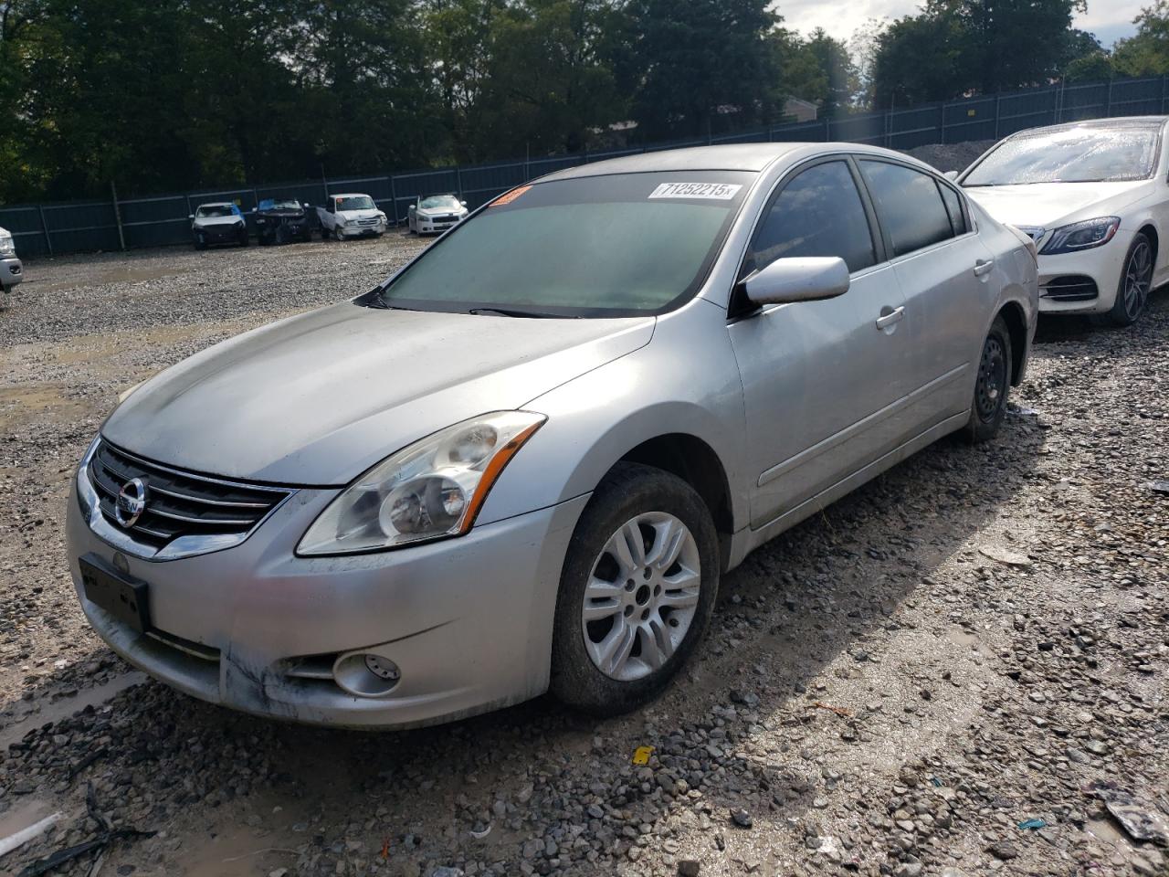 2012 Niss Altima base BASE