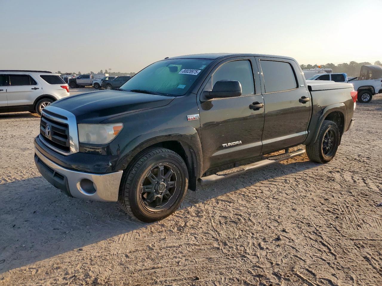 2013 Toyota Tundra cre CREWMAX SR5