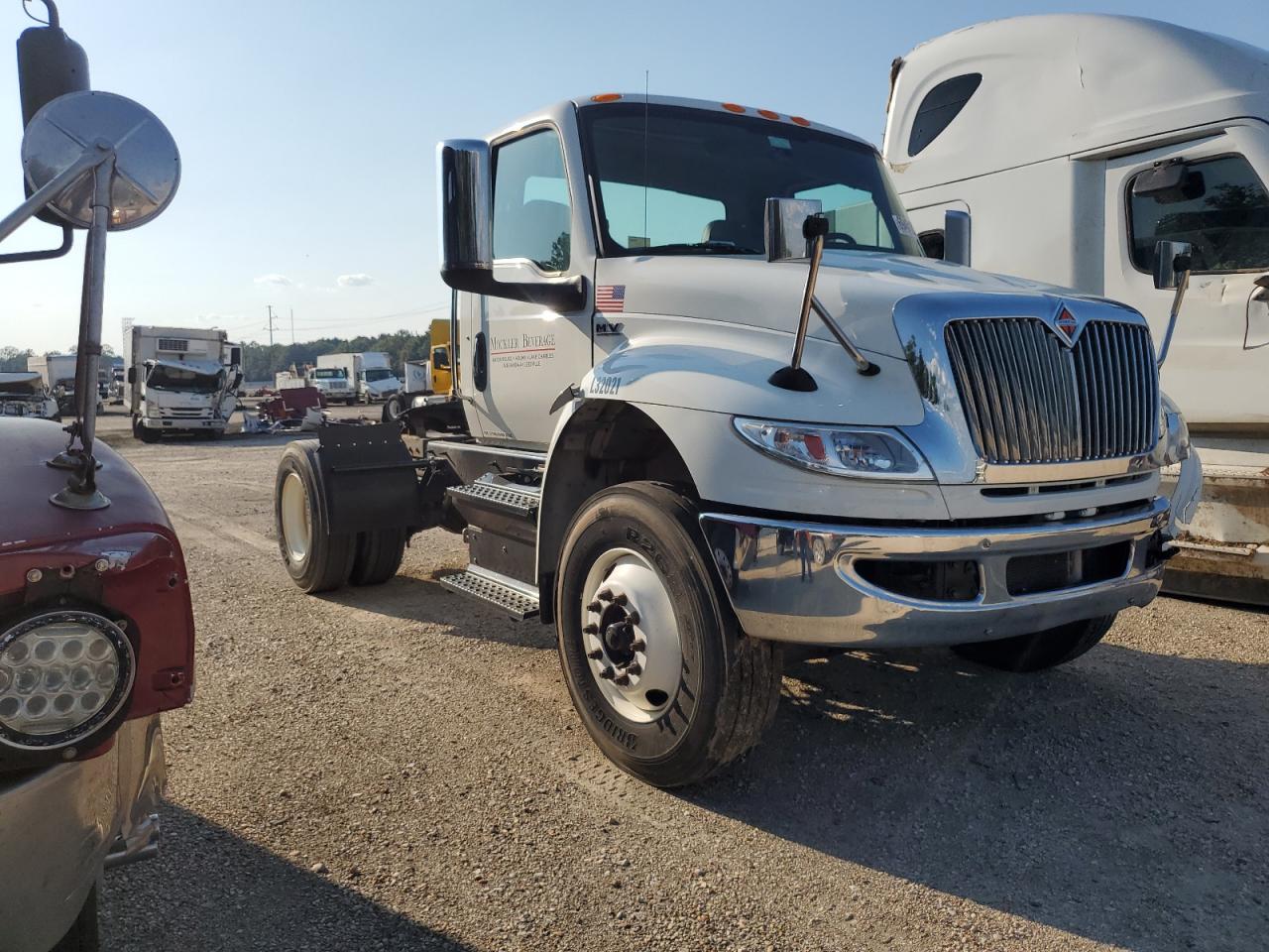 2022 International Mv607