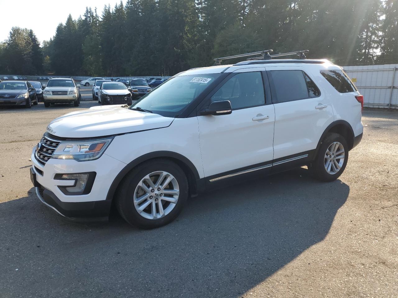 2016 Ford Explorer x XLT