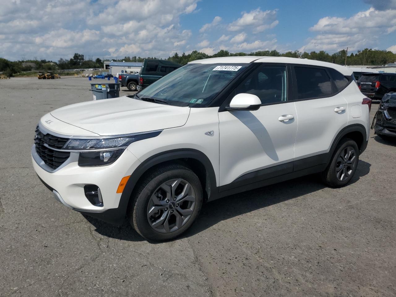 2024 Kia Seltos lx LX