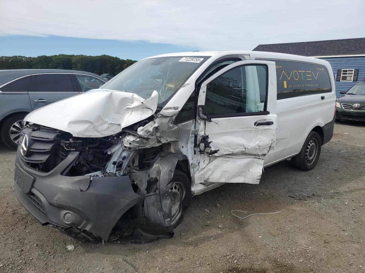 2023 Mercedes-benz Metris