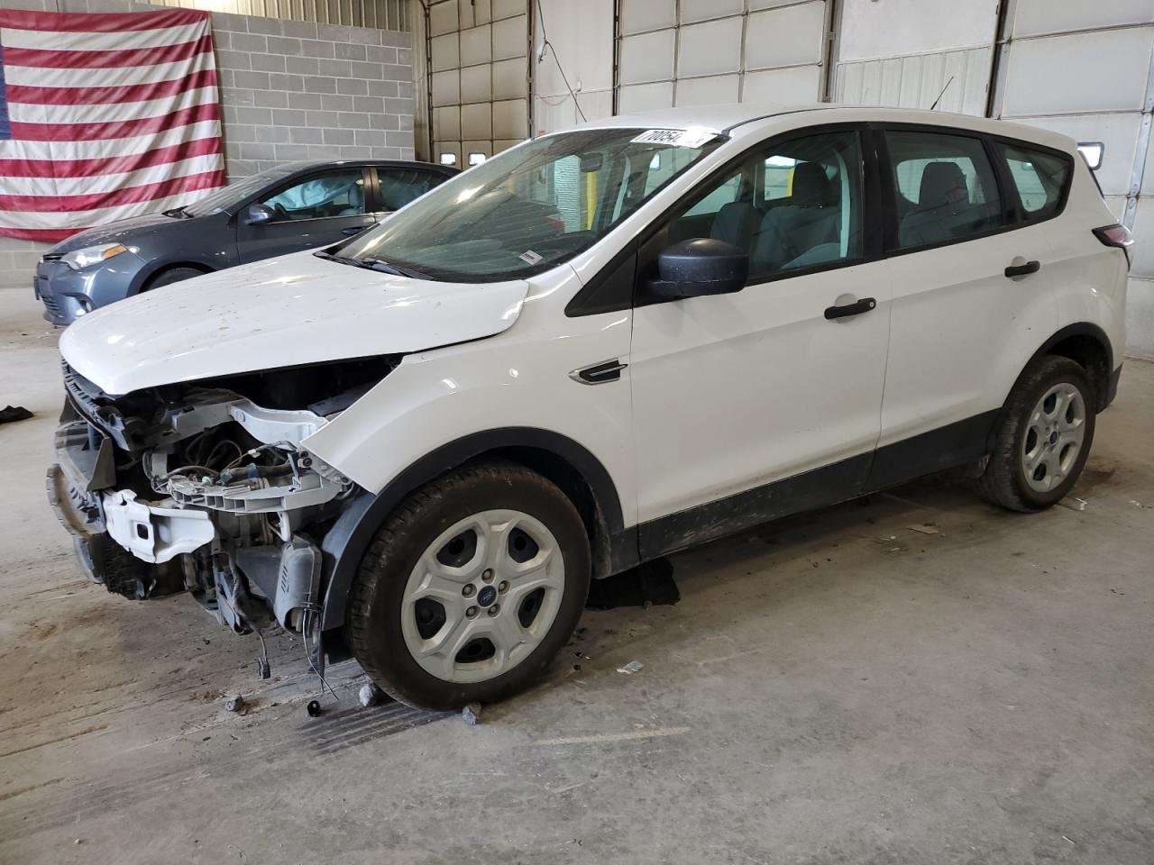 2018 Ford Escape s S