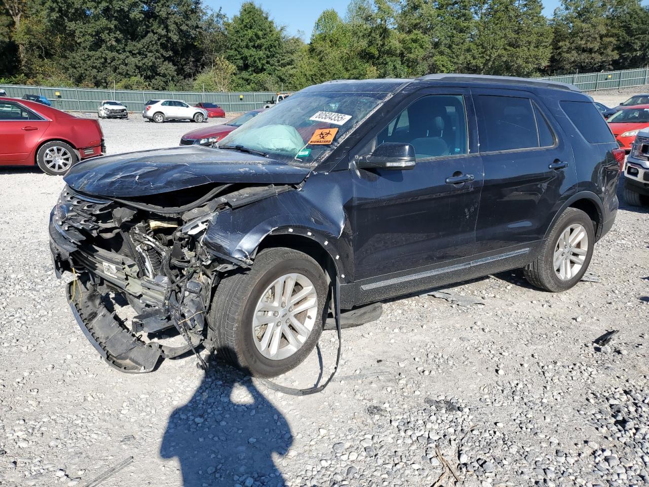 2017 Ford Explorer x XLT