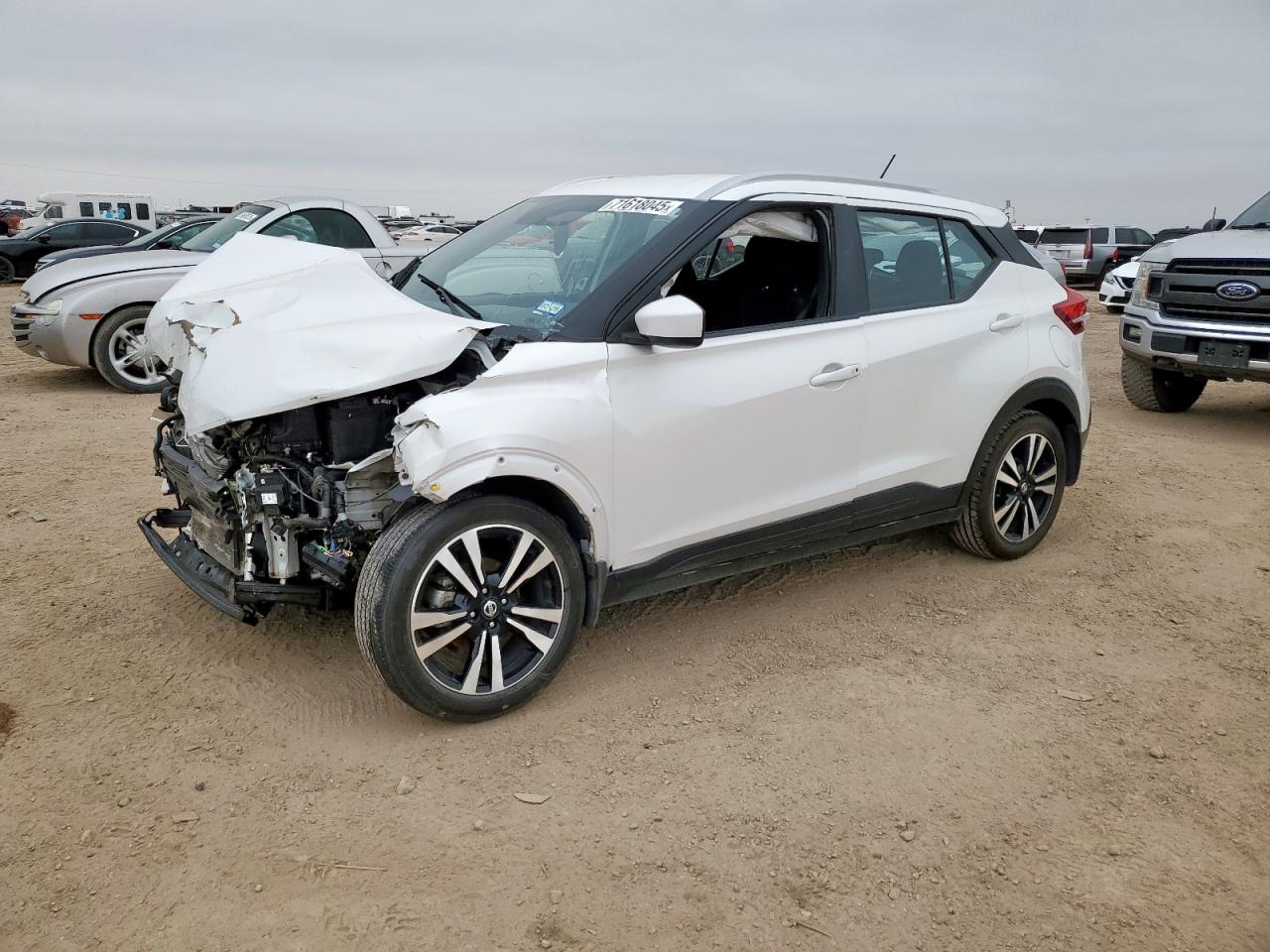 2018 Nissan Kicks s S