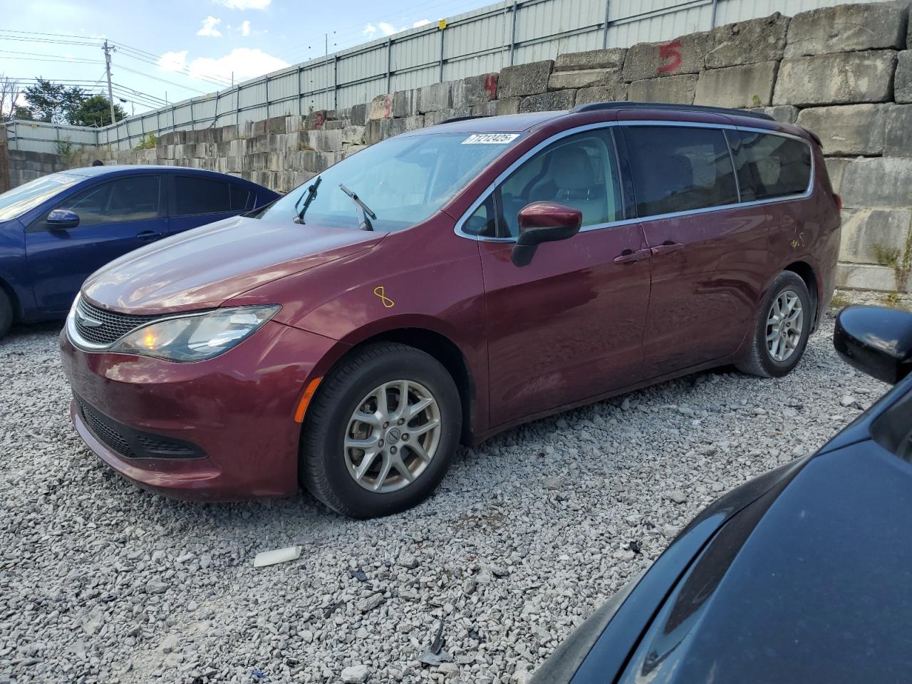 2021 Chrysler Voyager