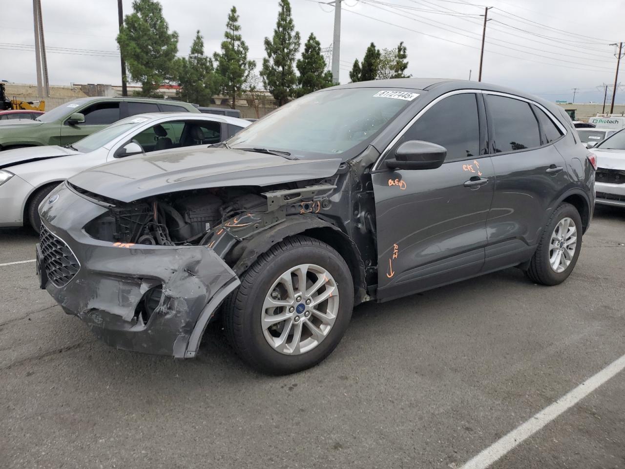 2020 Ford Escape se SE
