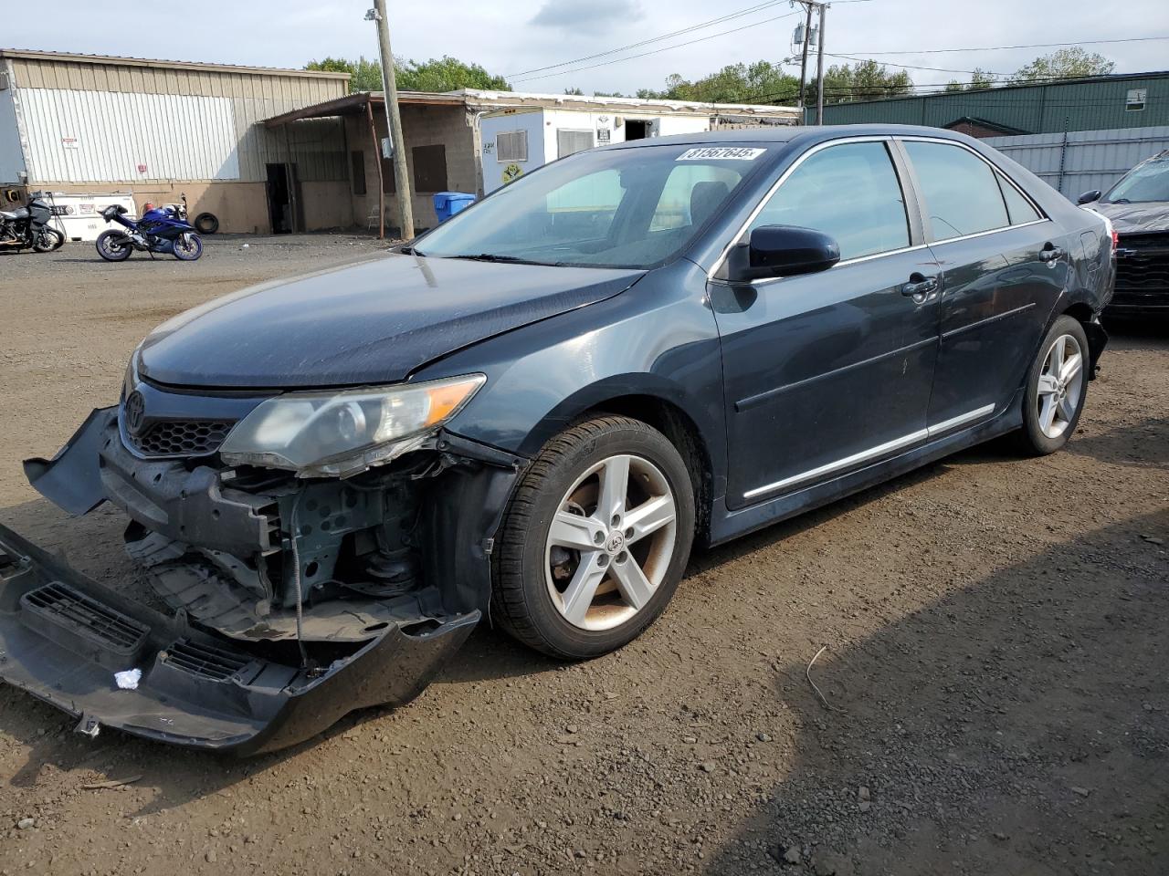 2012 Toyota Camry base BASE
