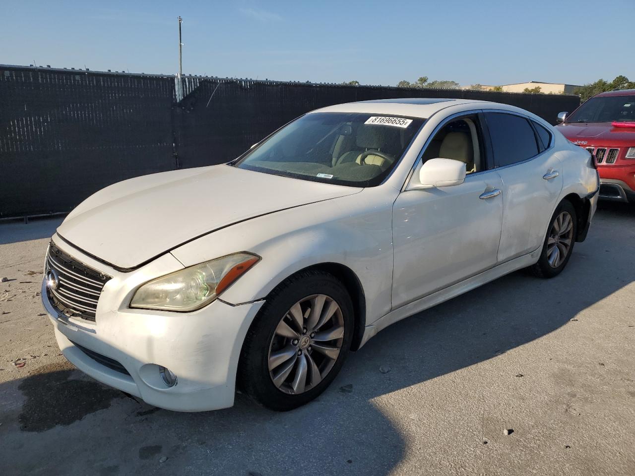 2012 Infiniti M37