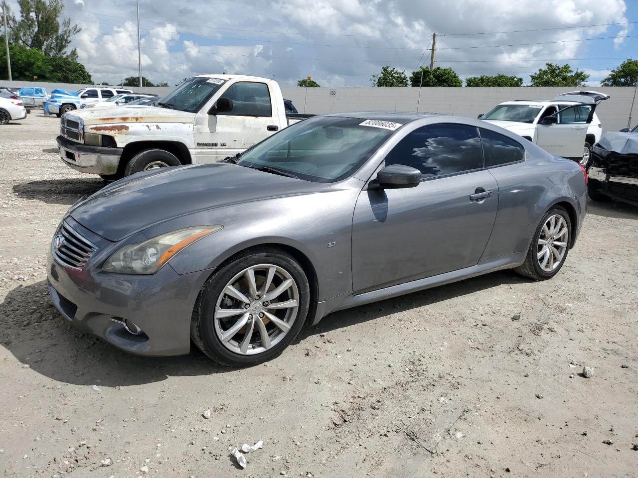 2014 Infiniti Q60 Journey