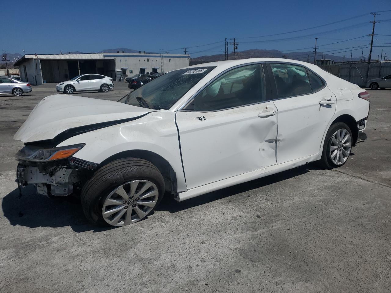 2020 Toyt Camry le LE