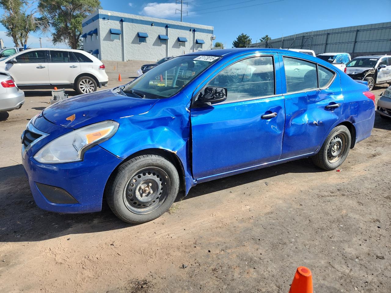 2017 Nissan Versa s S