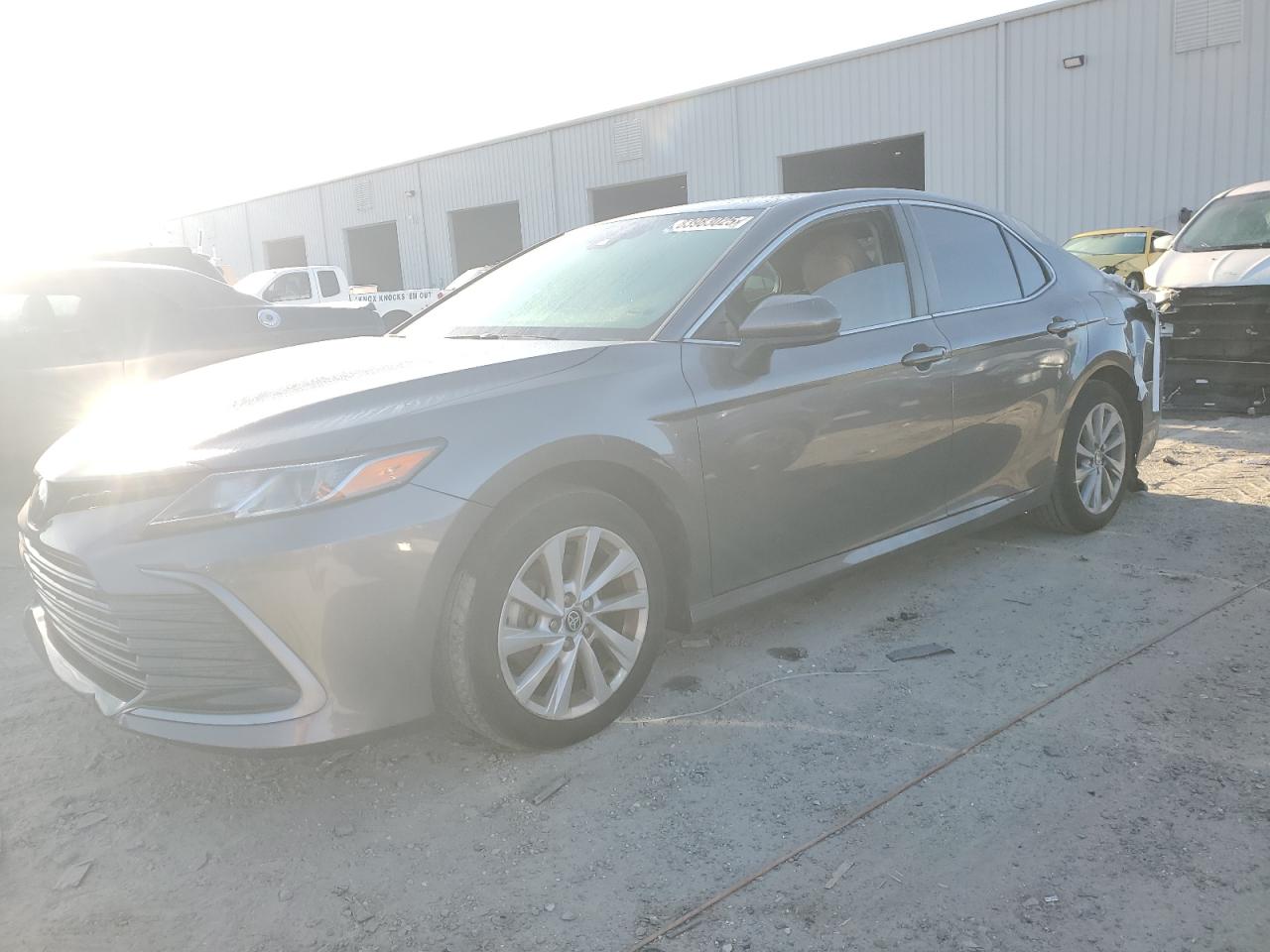 2022 Toyota Camry le LE