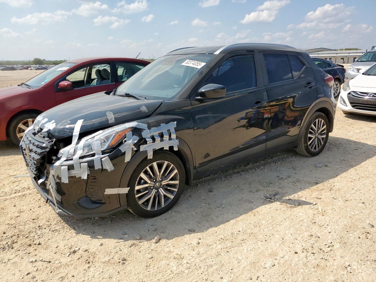 2021 Nissan Kicks sv SV