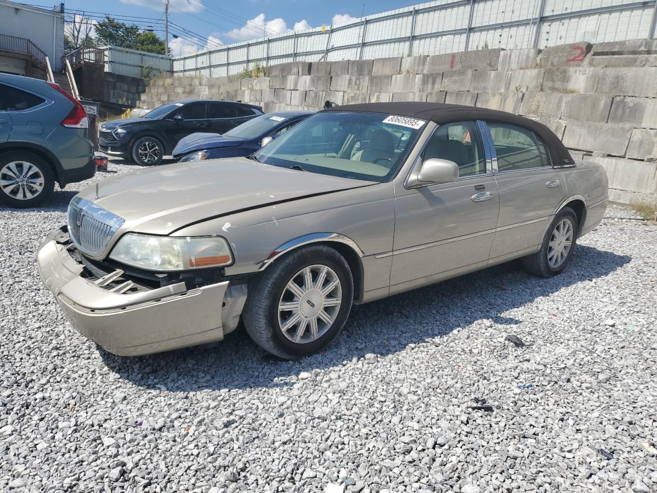 2009 Lincoln Town Car
