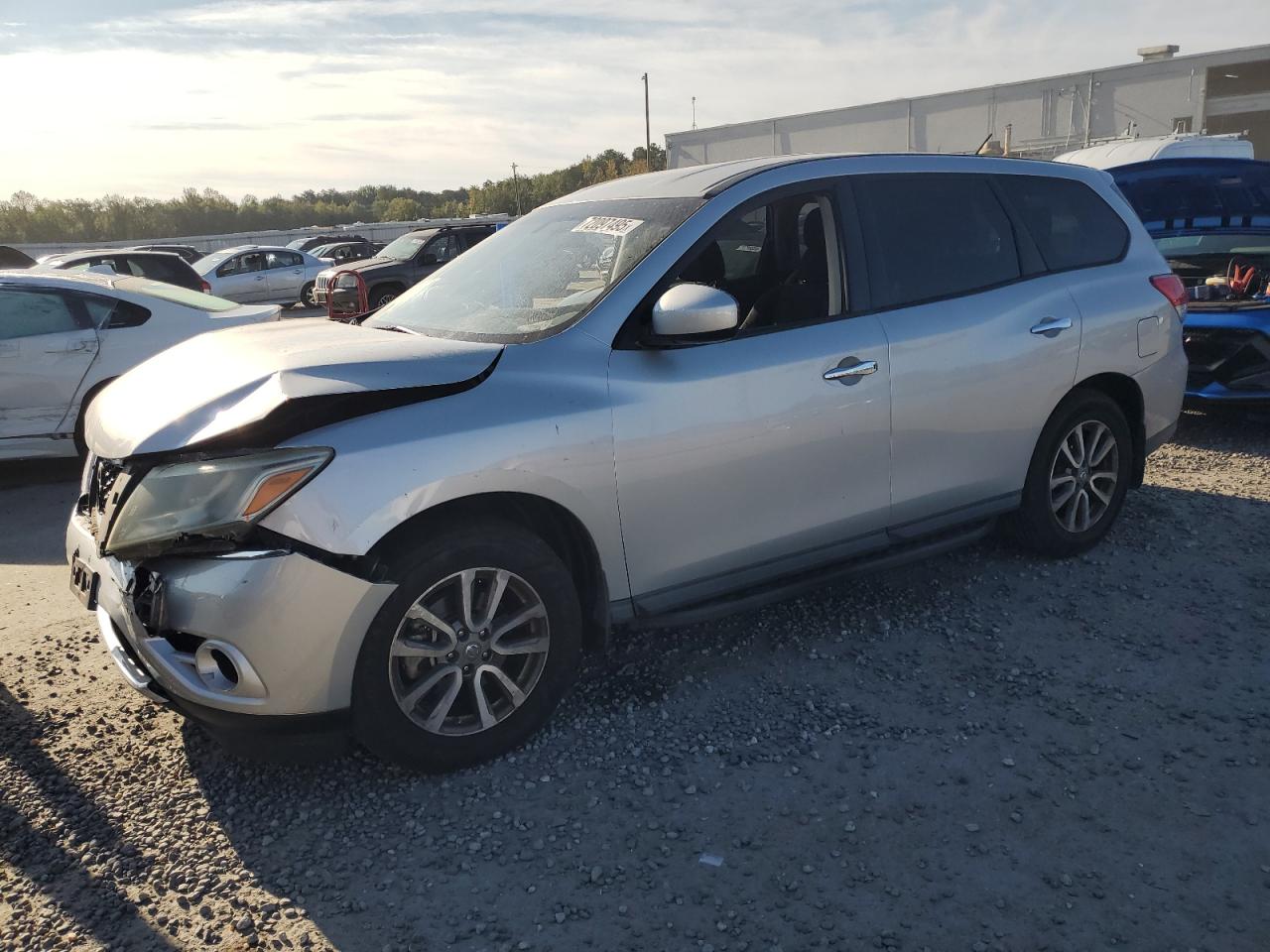 2014 Nissan Pathfinder s S