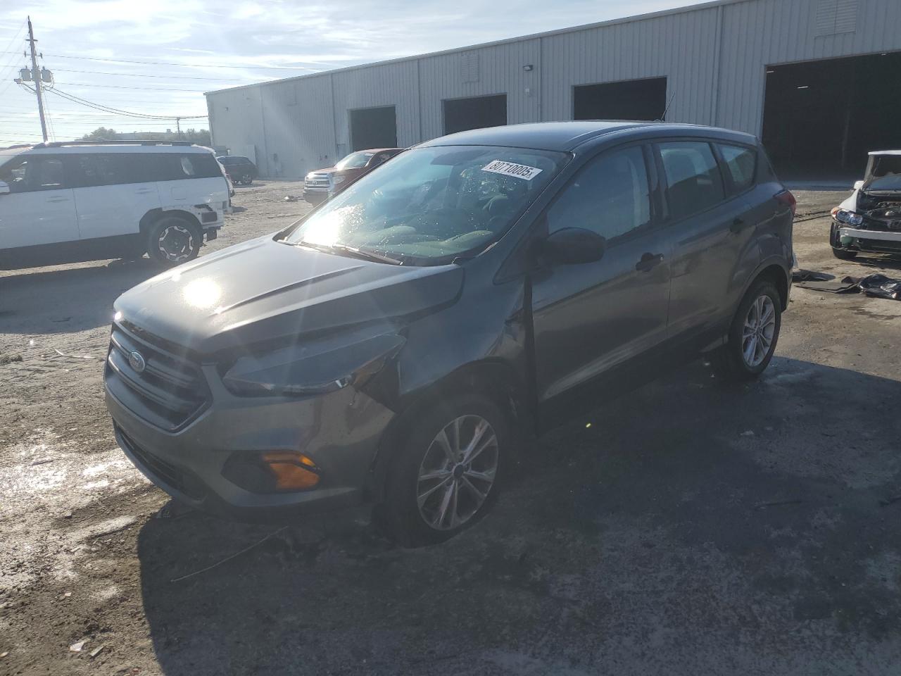 2019 Ford Escape s S