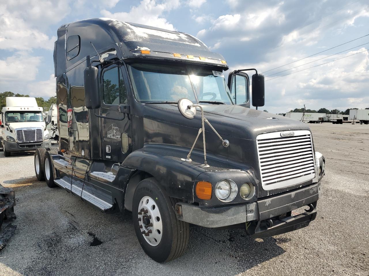 2002 Freightliner Convention ST120