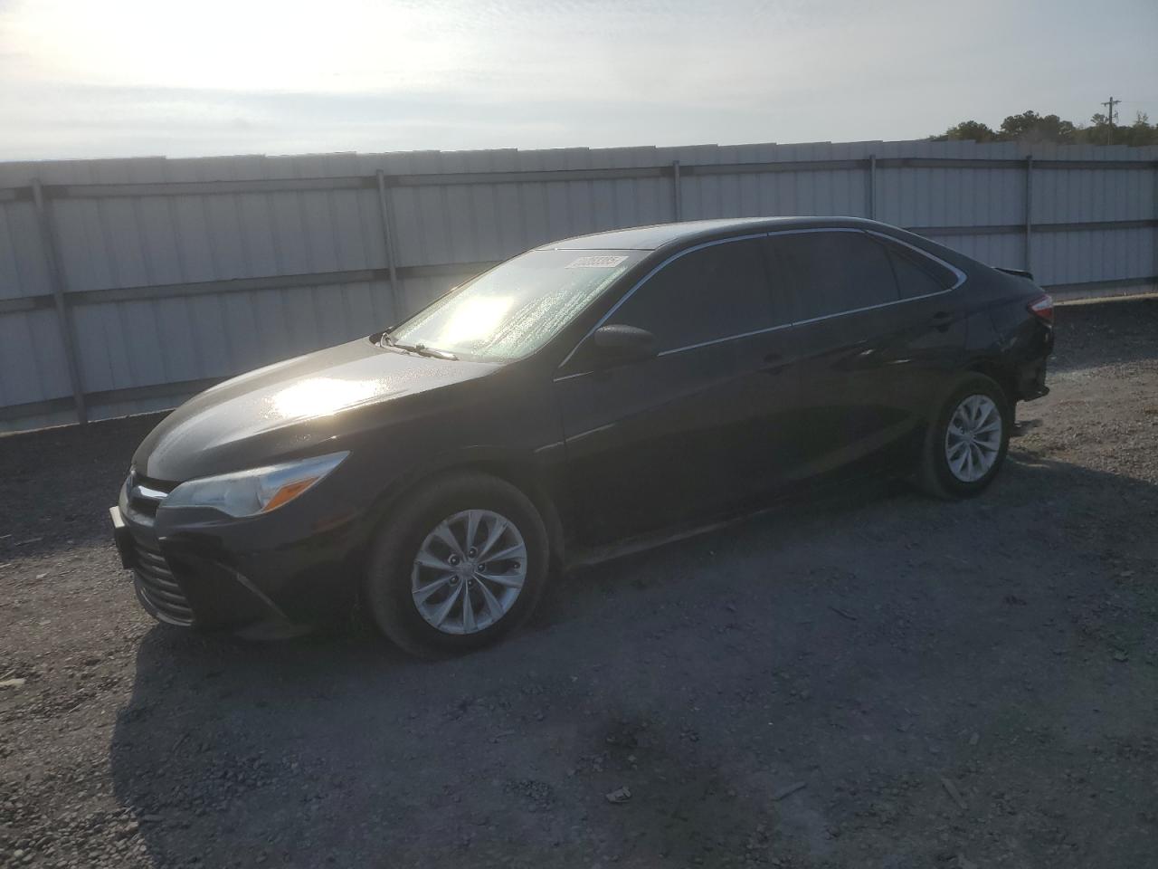 2016 Toyota Camry le LE