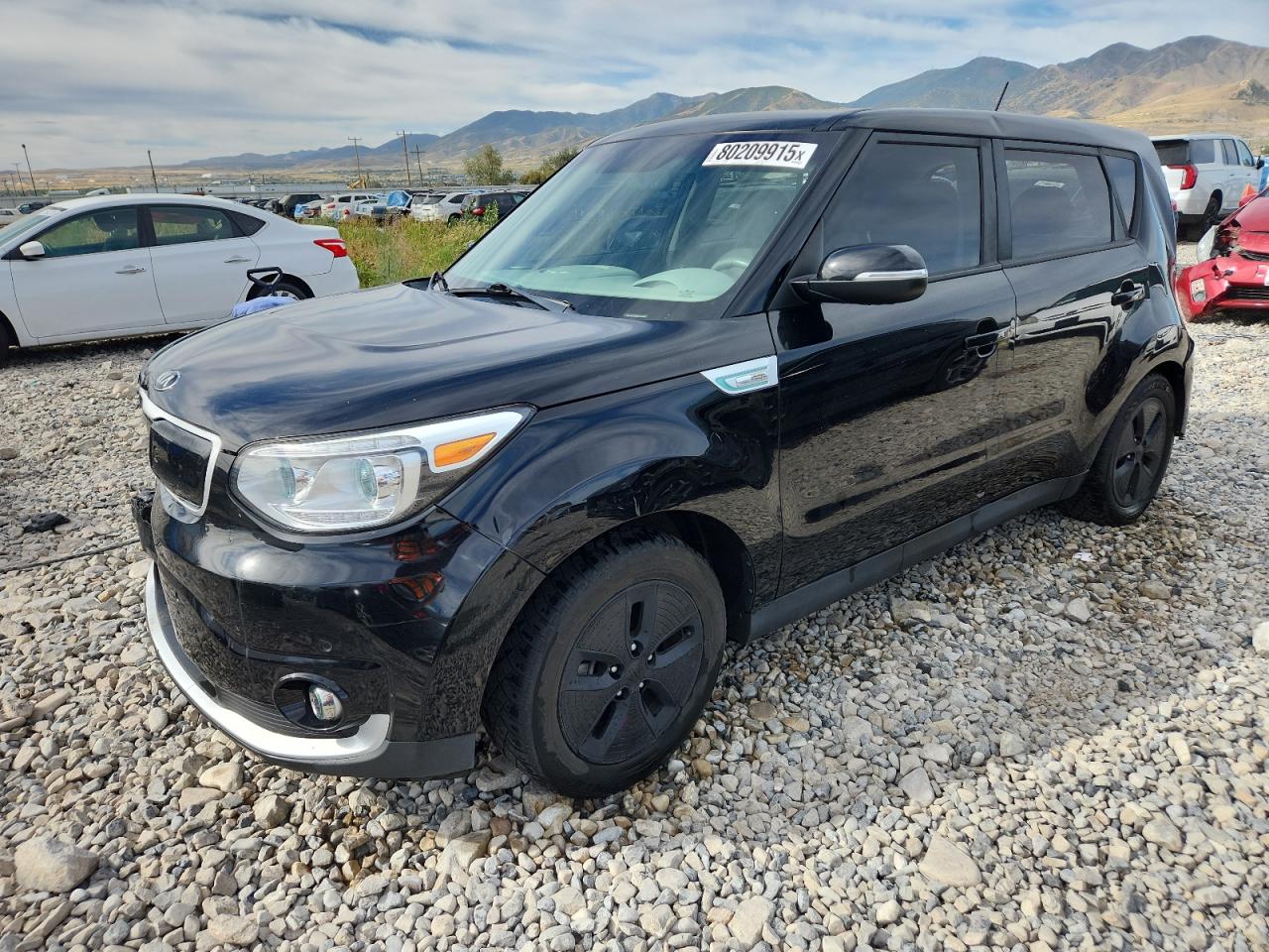 2016 Kia Soul ev + +