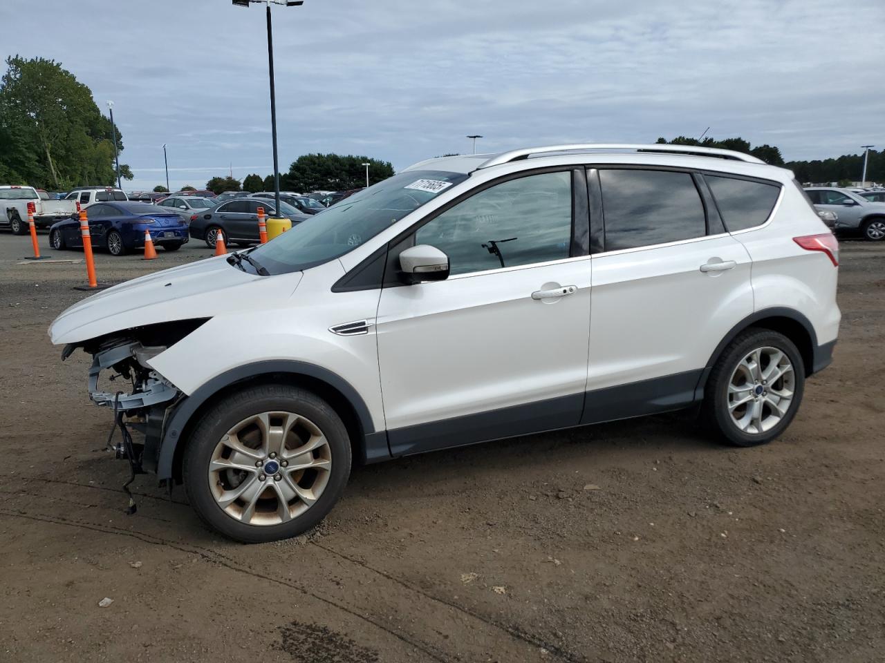 2015 Ford Escape titanium TITANIUM