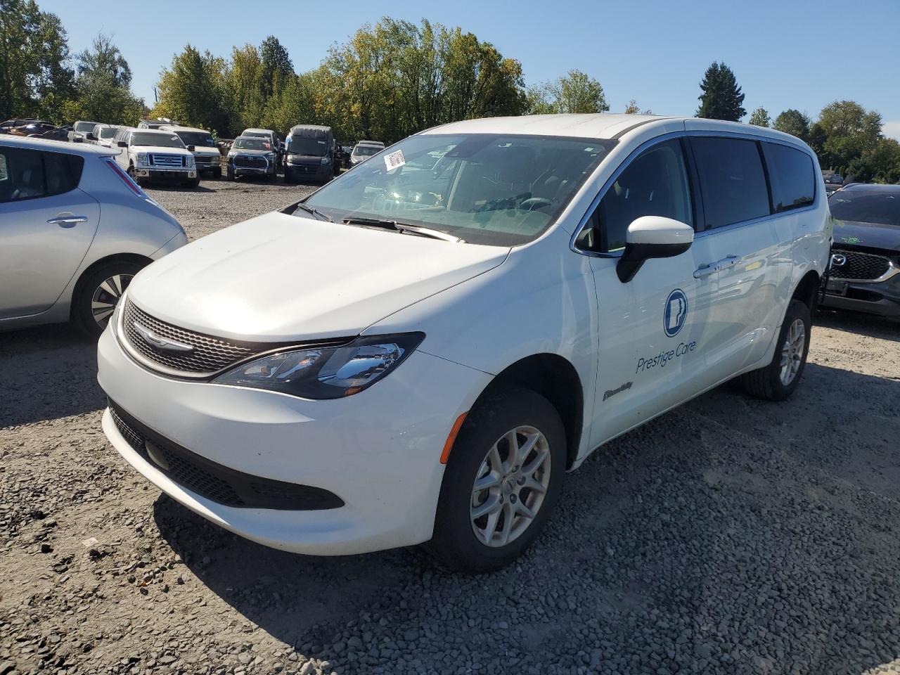 2023 Chrysler Voyager Lx