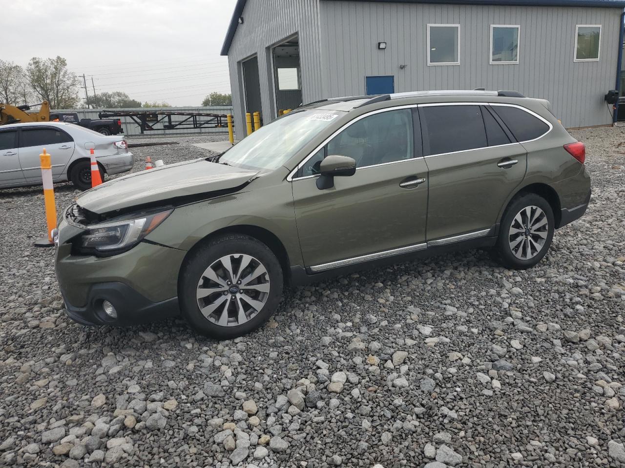2019 Subaru Outback touring