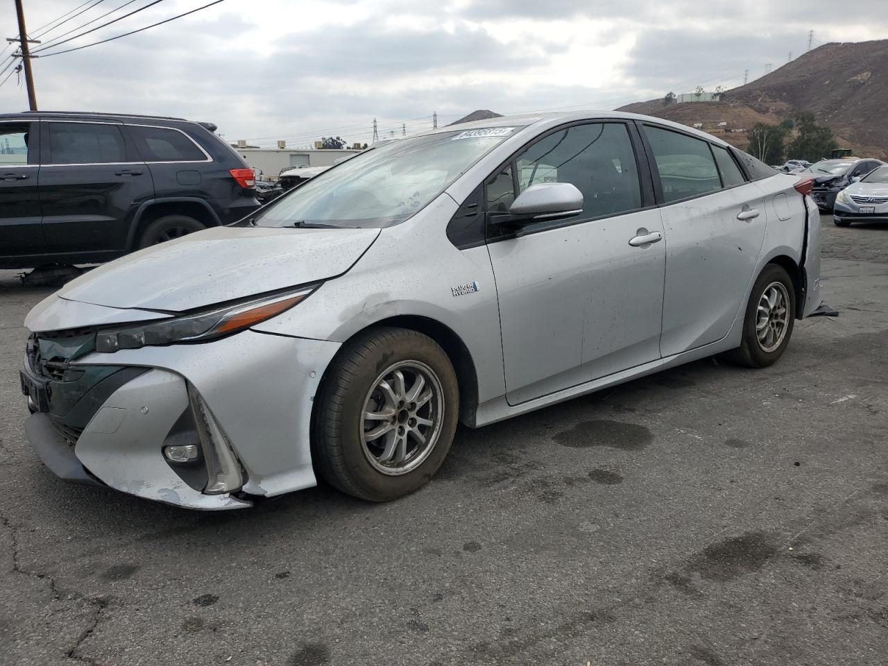 2018 Toyota Prius prim