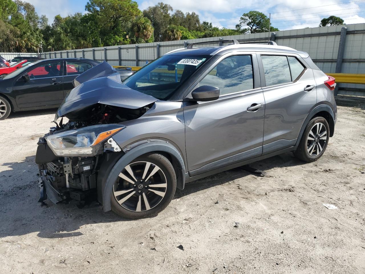 2020 Nissan Kicks sv SV