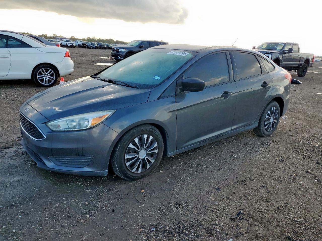 2017 Ford Focus s S