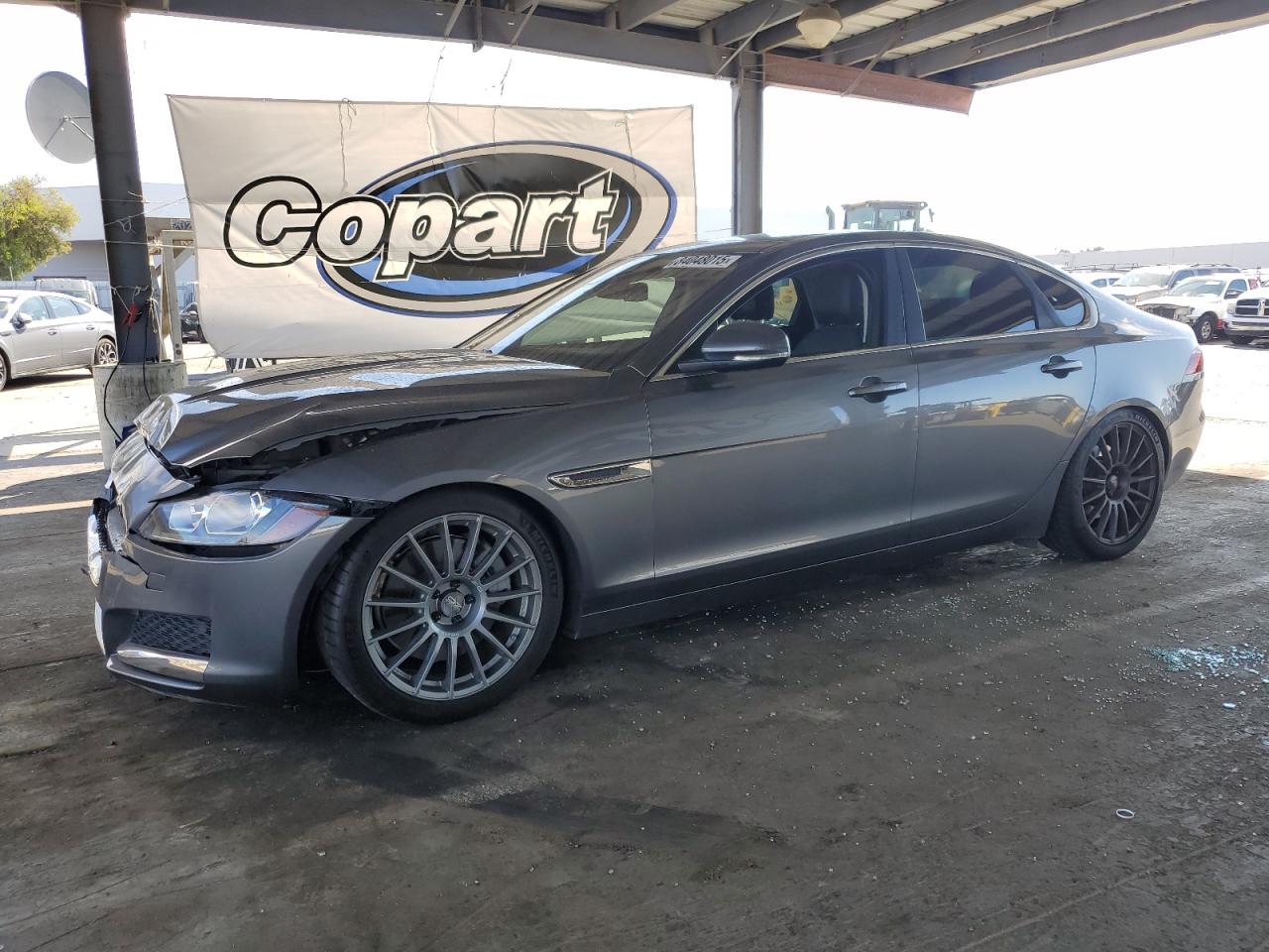 2017 Jaguar Xf premium PREMIUM