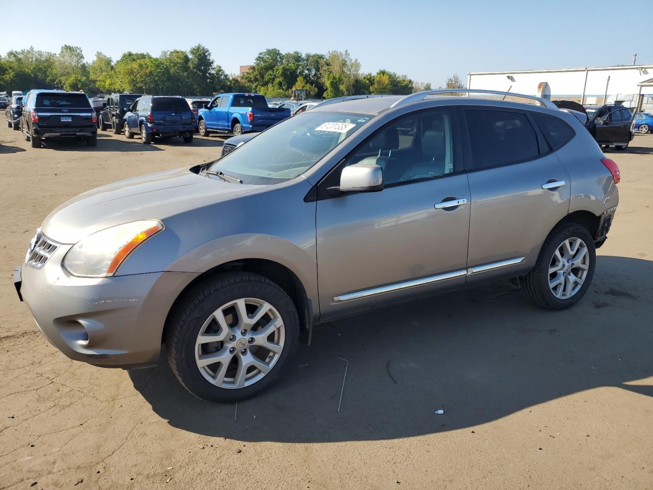 2011 Nissan Rogue s S