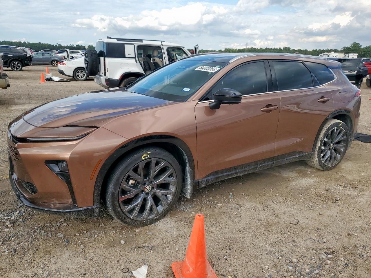 2025 Toyota Crown Signia Xle
