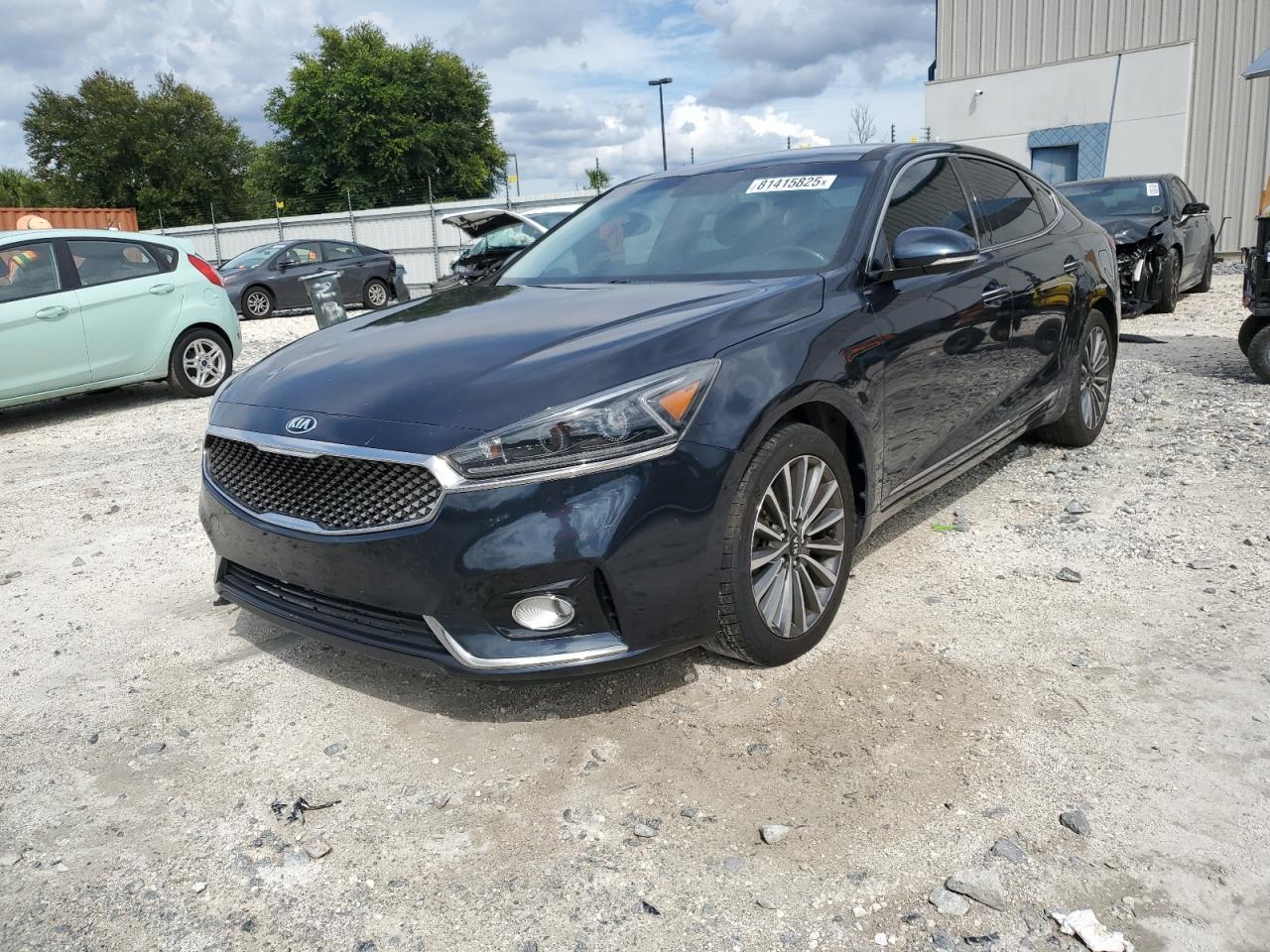 2017 Kia Cadenza