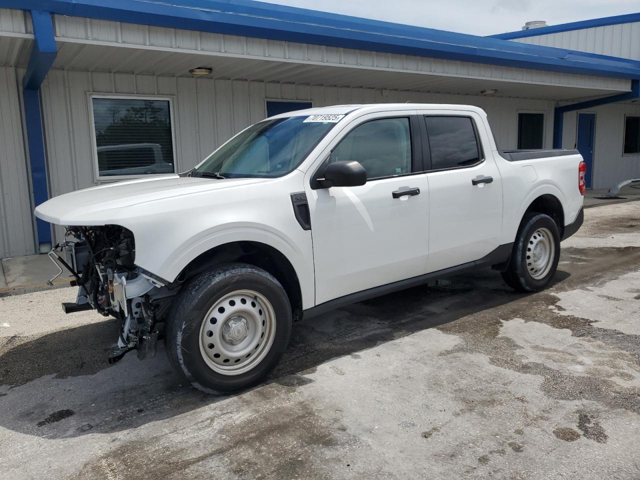 2022 Ford Maverick x XL