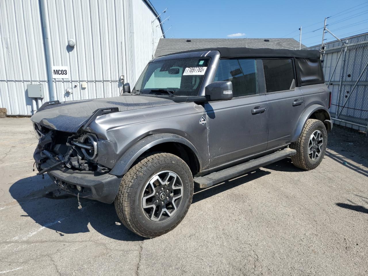 2021 Ford Bronco Base