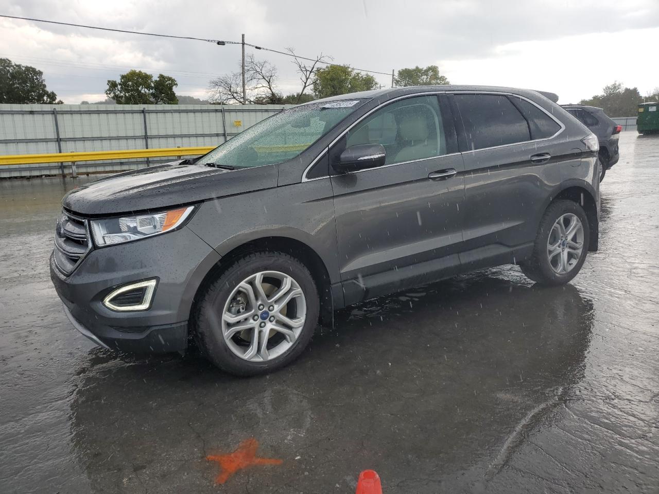 2017 Ford Edge titan TITANIUM