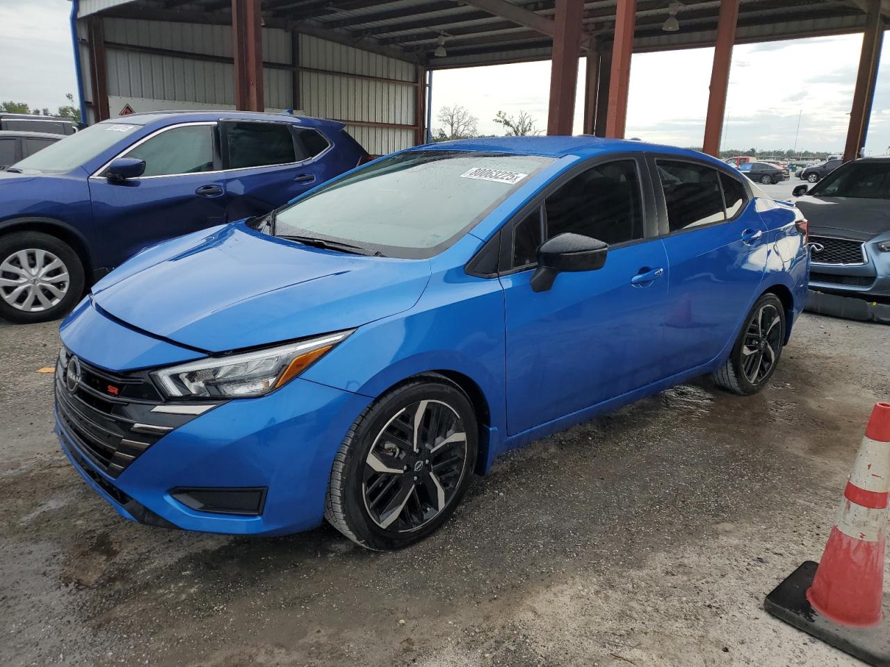 2024 Nissan Versa sr SR